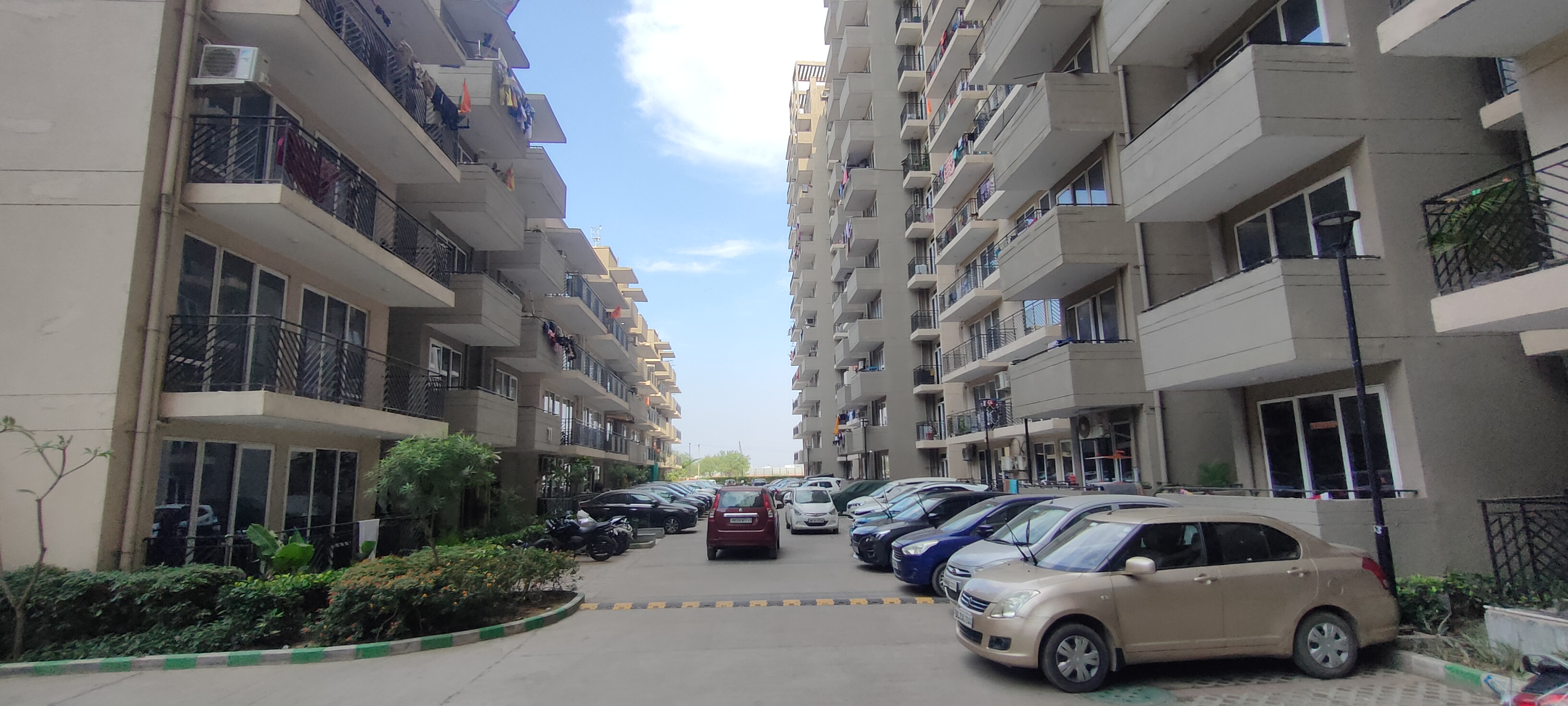 Grand IVA Signature Global