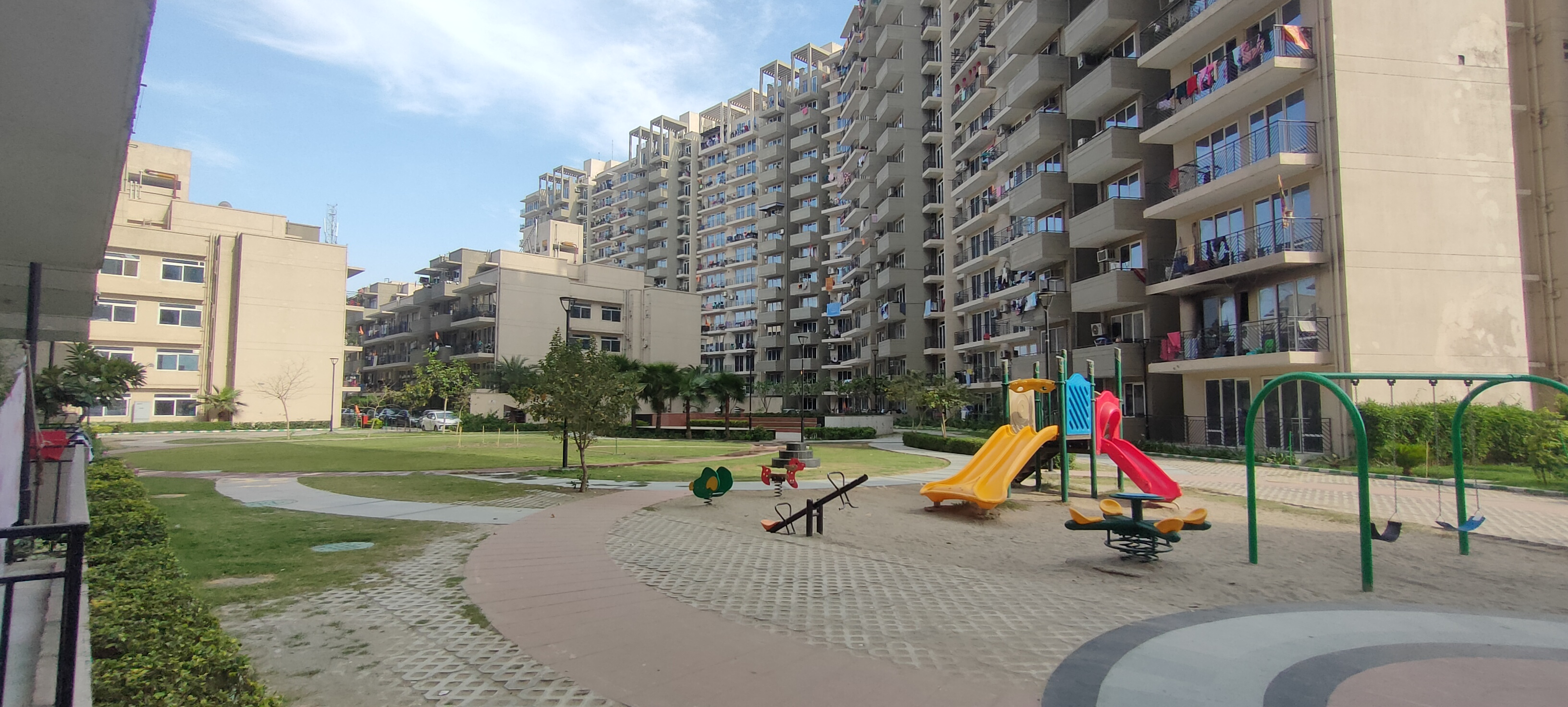 Grand IVA Signature Global